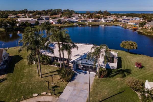 ホリデーNear Clearwater And Tarpon Spring With Water Viewアパートメント エクステリア 写真